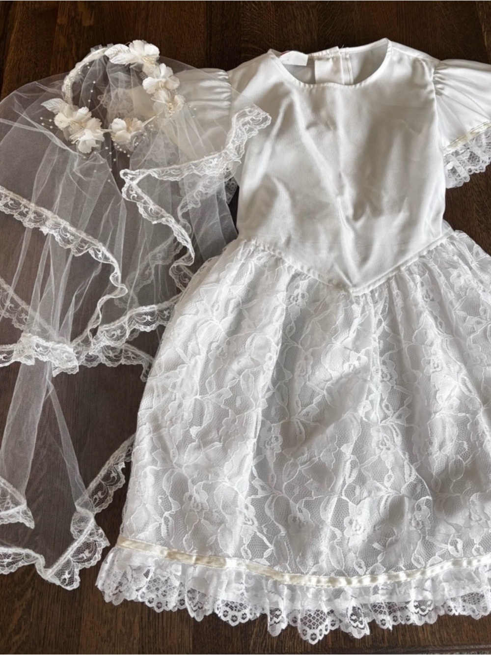 VTG Ribbons & Lace White Communion Flower Girl Dress & Veil Set Size 10